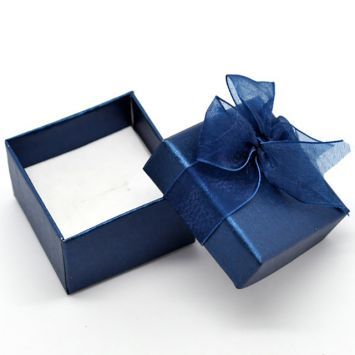 Подарочная коробочка - С бантиком